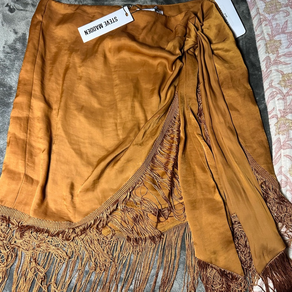 Steve Madden Mustard Fringe Skirt. Perfect for a festival. New with tags.